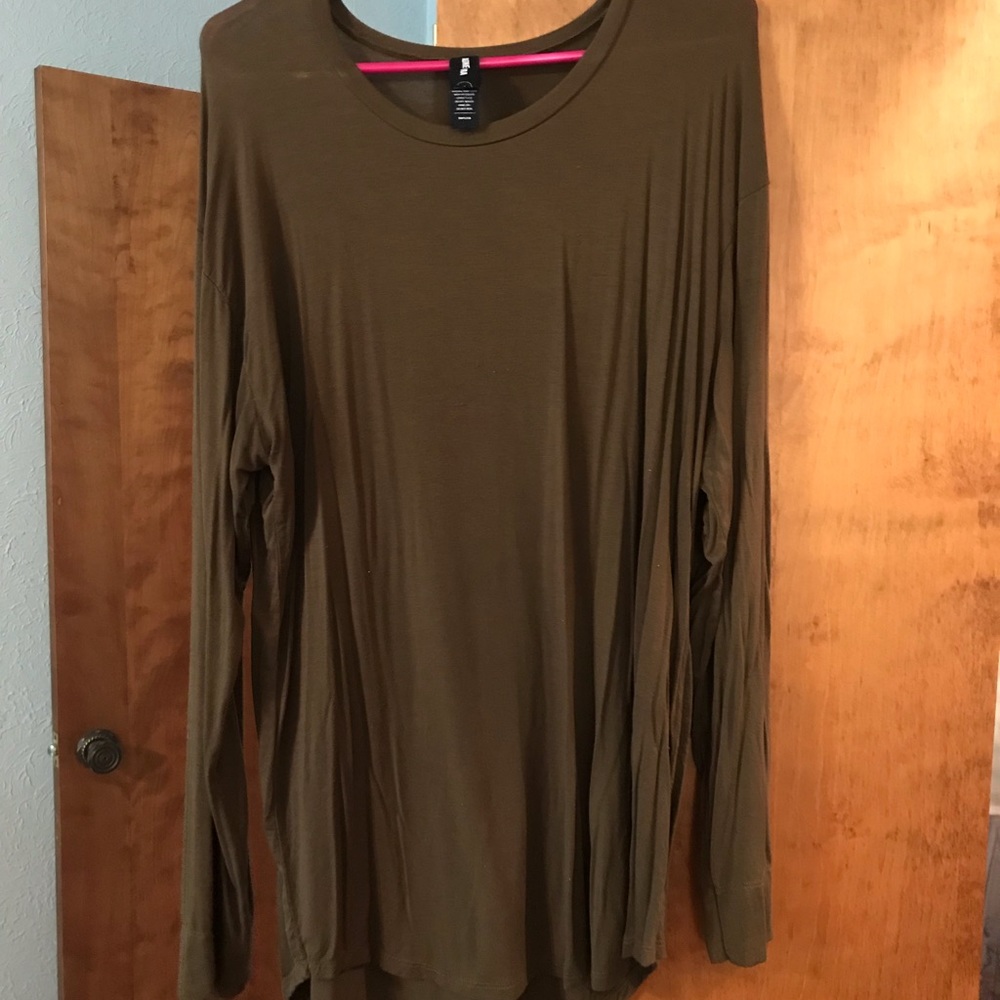 Olive long sleeve tee
